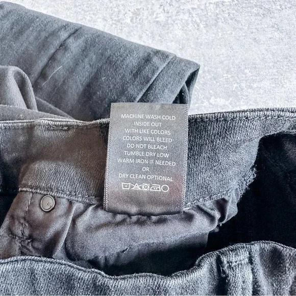 Mica Black High Waisted Flare Jeans w/ Front Slit Size 24 - Picture 8 of 8